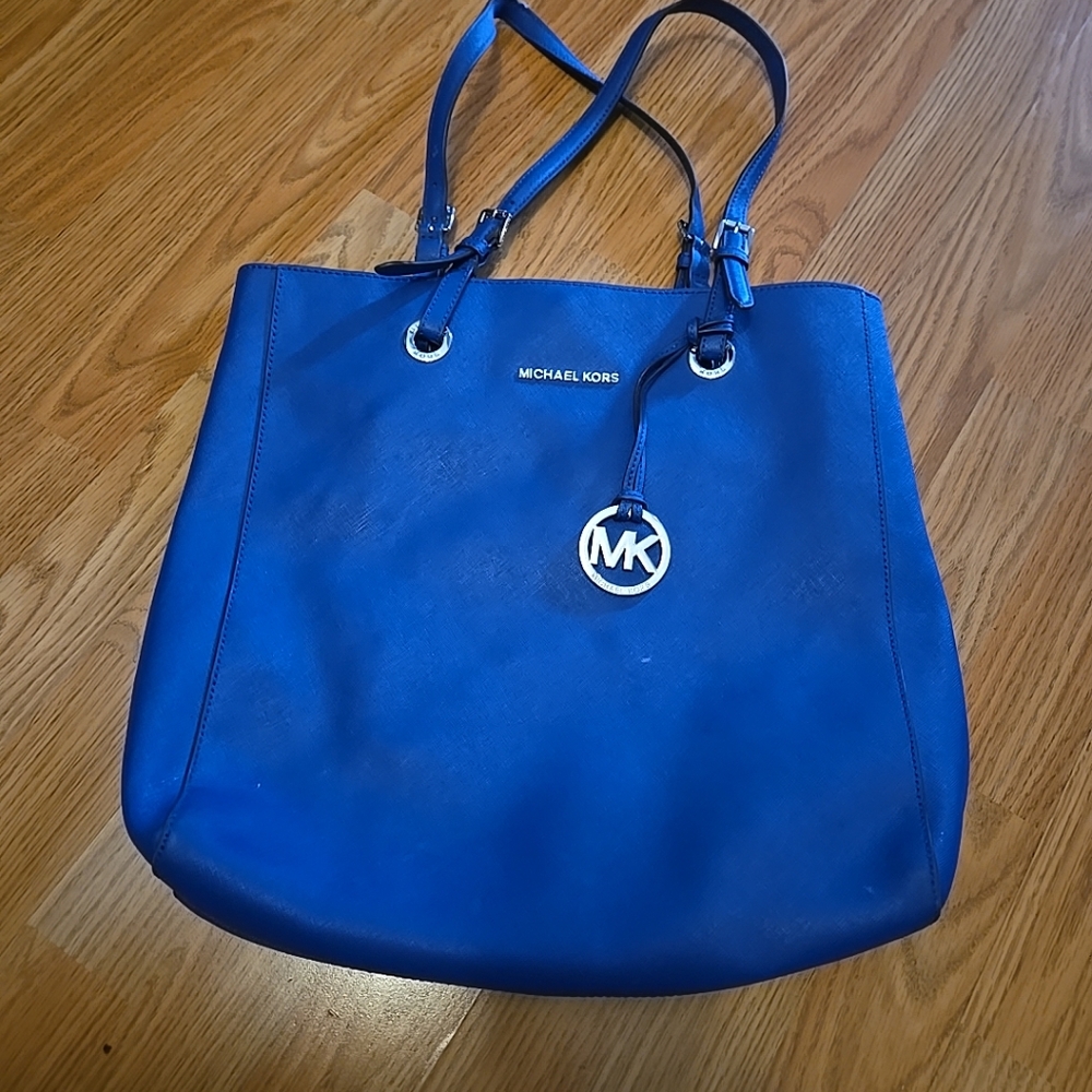 Michael Kors Blue Shoulder Bag/Tote Bag With Silver Hardware